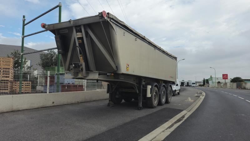 Tisvol Benne - Tippbil semitrailer: bild 1 Tisvol Benne - Tippbil semitrailer: bild 1