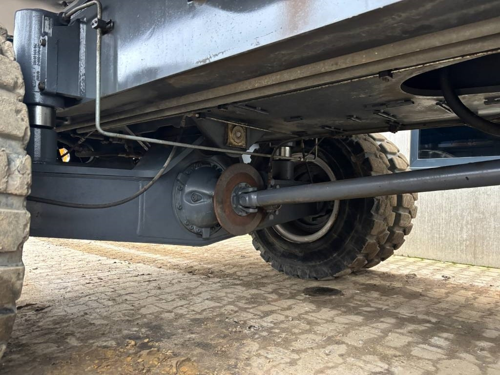 Materialhanterare Fuchs MHL 380 -- only 6650 real working hours: bild 44