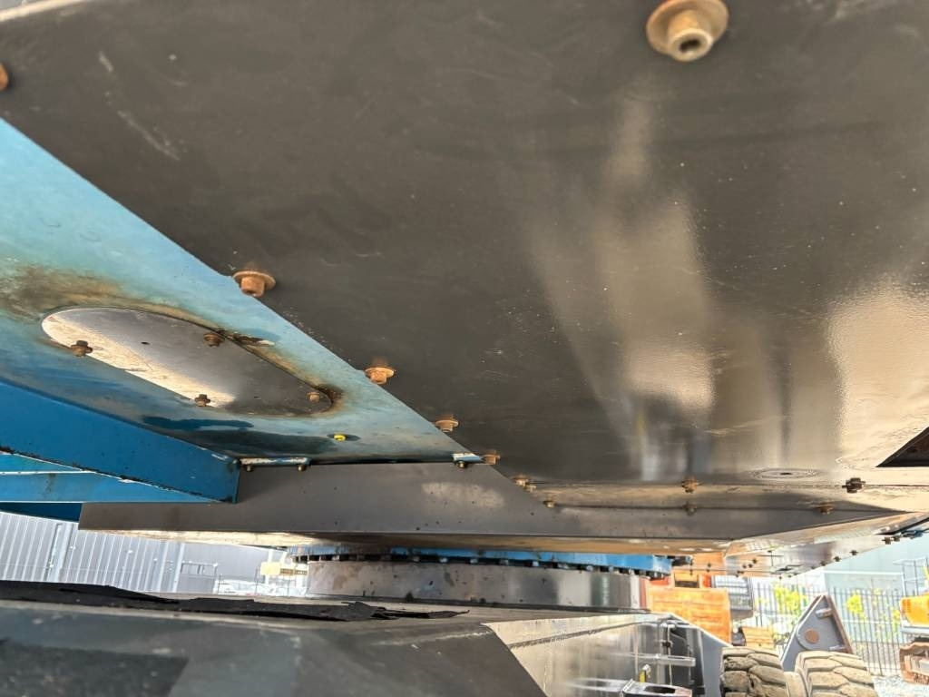 Materialhanterare Fuchs MHL 380 -- only 6650 real working hours: bild 33