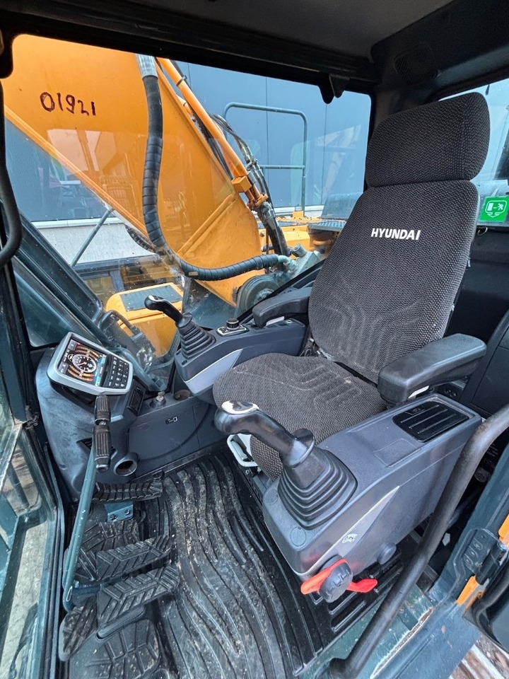 Bandgrävare Hyundai HX 300 L - HX300 - HX300L: bild 15 Bandgrävare Hyundai HX 300 L - HX300 - HX300L: bild 15