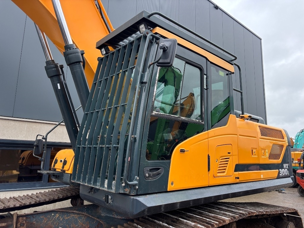 Bandgrävare Hyundai HX 300 L - HX300 - HX300L: bild 14 Bandgrävare Hyundai HX 300 L - HX300 - HX300L: bild 14