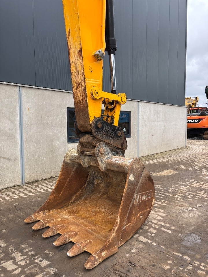 Bandgrävare JCB 220 XL 4F -- 220X lc -- 220 X LC: bild 11