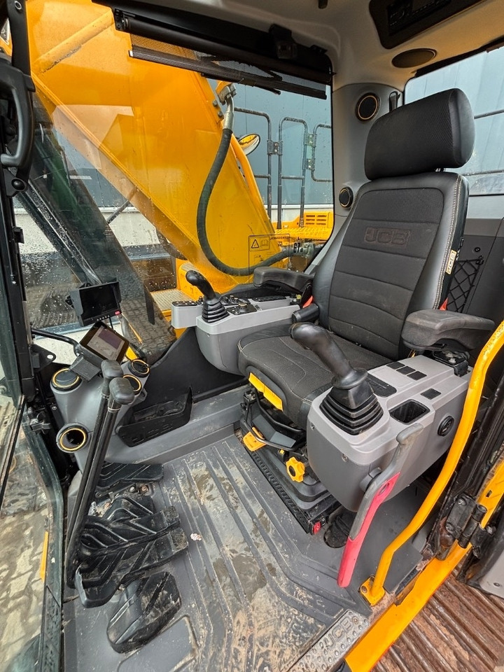 Bandgrävare JCB 220 XL 4F -- 220X lc -- 220 X LC: bild 14