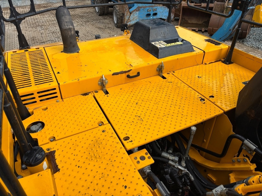 Bandgrävare JCB 220 XL 4F -- 220X lc -- 220 X LC: bild 29