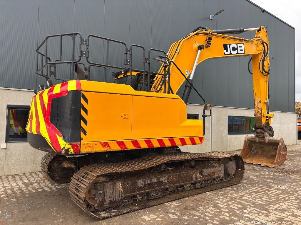 JCB 220 XL 4F -- 220X lc -- 220 X LC - Bandgrävare: bild 5 JCB 220 XL 4F -- 220X lc -- 220 X LC - Bandgrävare: bild 5