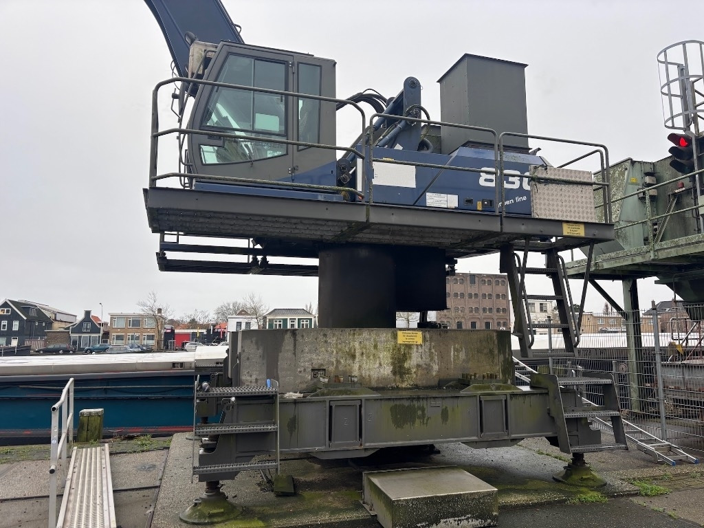 Sennebogen 830 Electric / 830A - Materialhanterare: bild 3 Sennebogen 830 Electric / 830A - Materialhanterare: bild 3