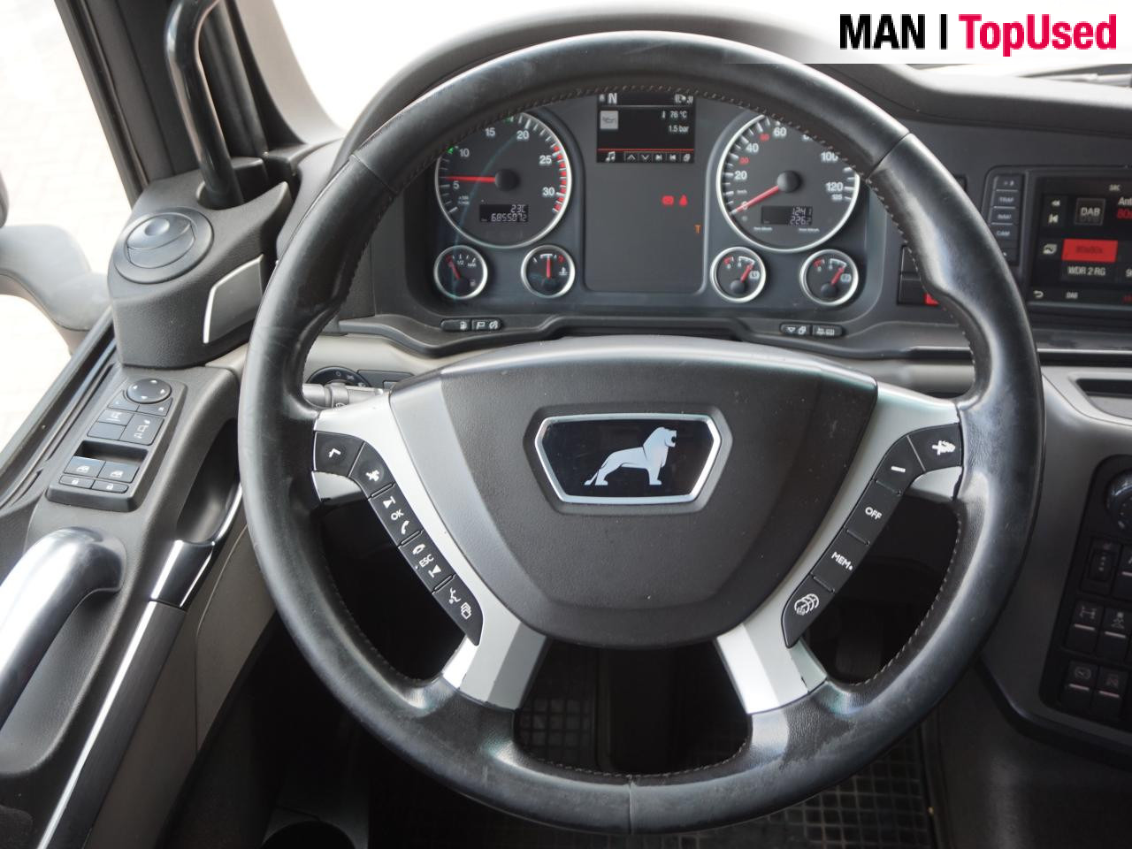 MAN TGX 26.510 6X2-4 LL / BDF / Lift-Axle / Euro 6 - Containerbil/ Växelflak lastbil: bild 2 MAN TGX 26.510 6X2-4 LL / BDF / Lift-Axle / Euro 6 - Containerbil/ Växelflak lastbil: bild 2