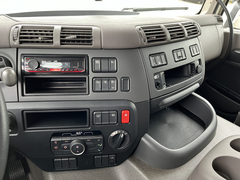 DAF CF 260 FA / Carrier Koeler - 30 gr / Chereau Frigobox / Laadklep 2000 kg - Kylbil lastbil: bild 5 DAF CF 260 FA / Carrier Koeler - 30 gr / Chereau Frigobox / Laadklep 2000 kg - Kylbil lastbil: bild 5