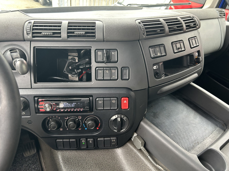 DAF CF 370 FA + Pacton MXD 218 / Curtainside Combi / Loadlift / APK TUV 05-26 - Kapellbil: bild 5 DAF CF 370 FA + Pacton MXD 218 / Curtainside Combi / Loadlift / APK TUV 05-26 - Kapellbil: bild 5