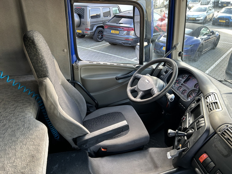 DAF CF 75 310 Euro 5 / Curtainside Box / Loadlift / Trailer Coupling - Kapellbil: bild 3 DAF CF 75 310 Euro 5 / Curtainside Box / Loadlift / Trailer Coupling - Kapellbil: bild 3