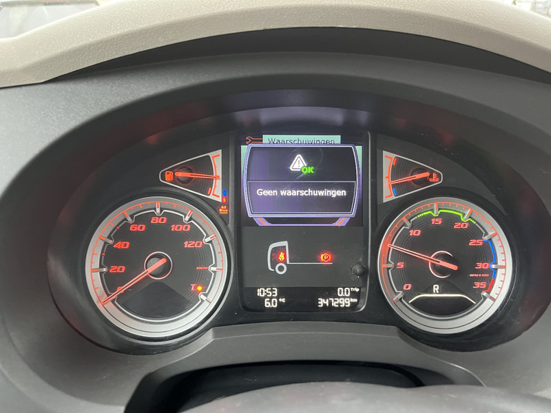 DAF LF 180 FA Euro 6 / 12 Ton / 347 dkm / Box / LBW - Lastbil med skåp: bild 4 DAF LF 180 FA Euro 6 / 12 Ton / 347 dkm / Box / LBW - Lastbil med skåp: bild 4