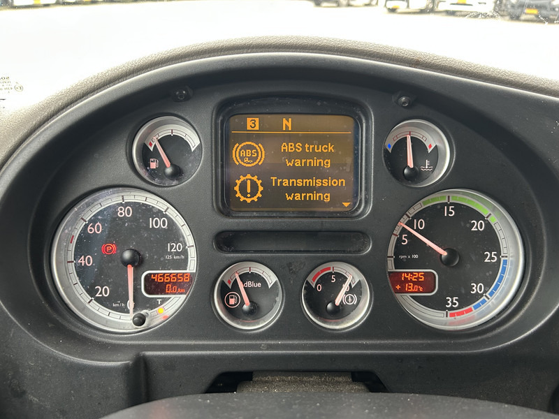 DAF LF 45 210 EEV / 466 dkm / Box Truck / Loadlift 1500 kg / NL Truck - Lastbil med skåp: bild 4 DAF LF 45 210 EEV / 466 dkm / Box Truck / Loadlift 1500 kg / NL Truck - Lastbil med skåp: bild 4