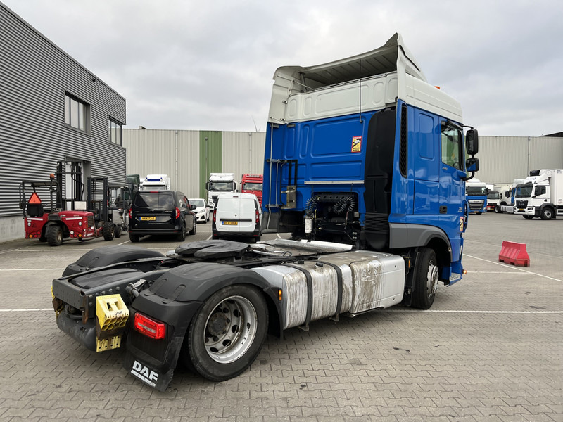 DAF XF 440 FT SC / Mega - Low Deck / 837 dkm / 2 Tanks / Stand Klima / Tacho V2 - Dragbil: bild 2 DAF XF 440 FT SC / Mega - Low Deck / 837 dkm / 2 Tanks / Stand Klima / Tacho V2 - Dragbil: bild 2