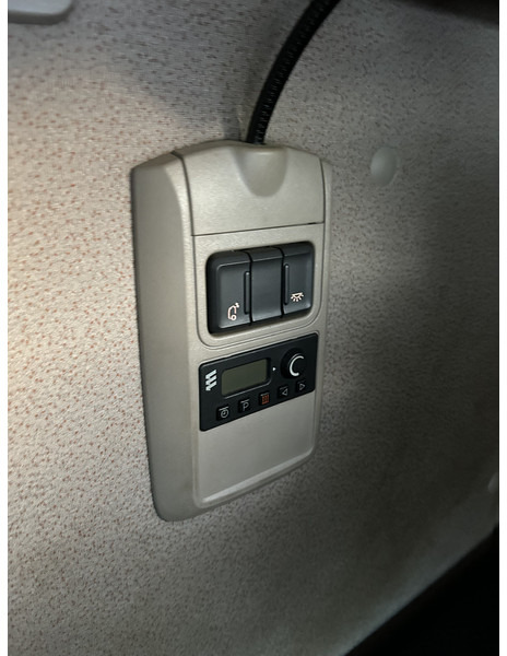 Dragbil DAF XF 440 FT SC / Smart Tacho V2 / 2 Tanks / Stand Klima: bild 9 Dragbil DAF XF 440 FT SC / Smart Tacho V2 / 2 Tanks / Stand Klima: bild 9