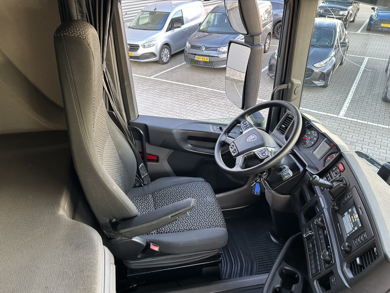 Scania R450 Highline / Retarder / 860 dkm / APK TUV 03-26 - Dragbil: bild 3 Scania R450 Highline / Retarder / 860 dkm / APK TUV 03-26 - Dragbil: bild 3