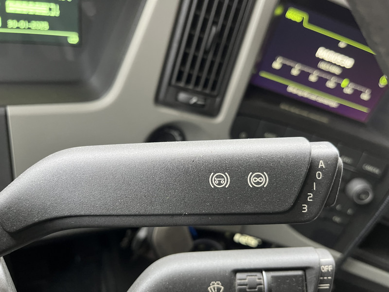 Volvo FM 410 Globetrotter / 814 dkm / VEB+ / Smart Tacho V2 / NL Truck - Dragbil: bild 5 Volvo FM 410 Globetrotter / 814 dkm / VEB+ / Smart Tacho V2 / NL Truck - Dragbil: bild 5