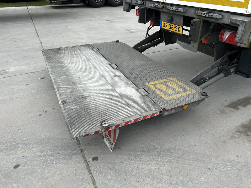 Fruehauf CNP 03 / Box / Laadklep / SAF Schijfrem - Skåp semitrailer: bild 5 Fruehauf CNP 03 / Box / Laadklep / SAF Schijfrem - Skåp semitrailer: bild 5