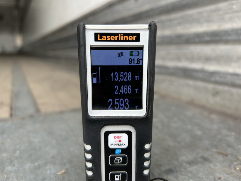 Fruehauf FSR MD4 / Box / Loadlift 2000 kg / Lift axle - Skåp semitrailer: bild 4 Fruehauf FSR MD4 / Box / Loadlift 2000 kg / Lift axle - Skåp semitrailer: bild 4