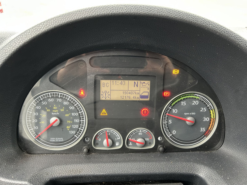 Iveco EuroCargo 180 / Motor Problem / Blad - Blad / Manual / Box / Loadlift - Lastbil med skåp: bild 4 Iveco EuroCargo 180 / Motor Problem / Blad - Blad / Manual / Box / Loadlift - Lastbil med skåp: bild 4