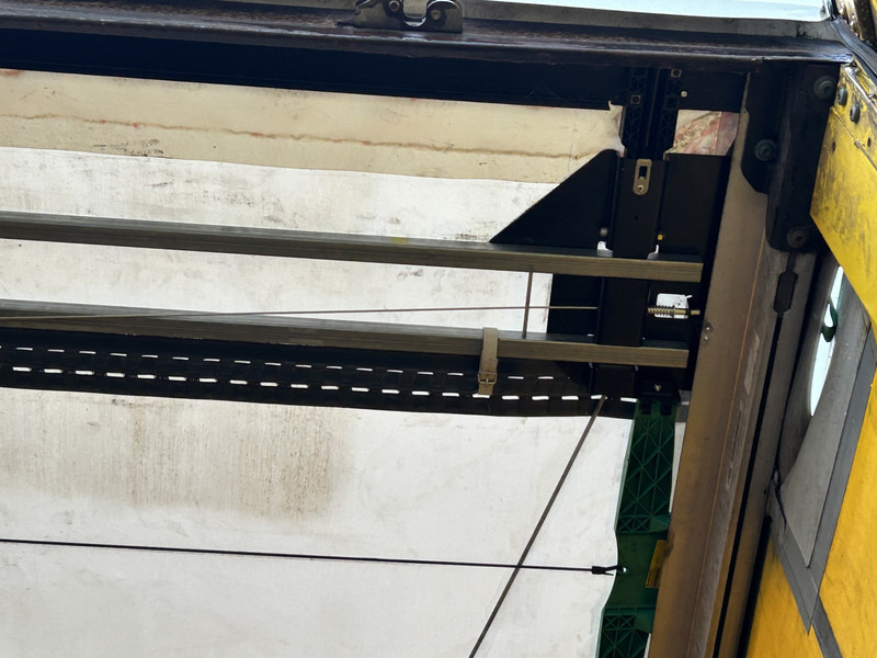 Krone Profi Liner / Schuifzeil / Kooi Aap / Stuur + Liftas / APK 05-26 - Kapelltrailer: bild 4 Krone Profi Liner / Schuifzeil / Kooi Aap / Stuur + Liftas / APK 05-26 - Kapelltrailer: bild 4