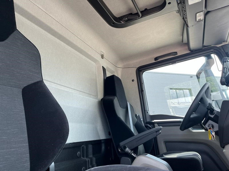 MAN TGM 18.250 / Carrier Koeler -30 gr / Chereau Frigobox / Laadklep / APK 06-26 - Kylbil lastbil: bild 5 MAN TGM 18.250 / Carrier Koeler -30 gr / Chereau Frigobox / Laadklep / APK 06-26 - Kylbil lastbil: bild 5