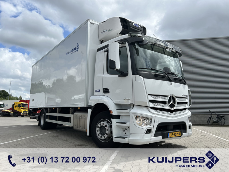 Mercedes-Benz Actros 2124 / Carrier Supra 850 -30 gr / Koeler / Laadklep / APK 03-26 - Kylbil lastbil: bild 1 Mercedes-Benz Actros 2124 / Carrier Supra 850 -30 gr / Koeler / Laadklep / APK 03-26 - Kylbil lastbil: bild 1