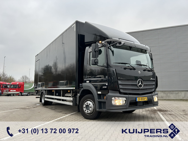 Mercedes-Benz Atego 1318 Euro 6 E / 12 Ton / 56 dkm / Box / Laadklep / APK 01-27 - Lastbil med skåp: bild 1 Mercedes-Benz Atego 1318 Euro 6 E / 12 Ton / 56 dkm / Box / Laadklep / APK 01-27 - Lastbil med skåp: bild 1