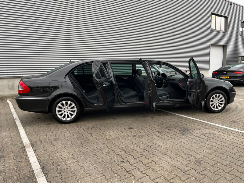 Mercedes-Benz E-Klasse / Limousine / 240 Avantgarde / 4-Matic / 8-pers / APK/TUV 09-2026 / - Sedan: bild 3 Mercedes-Benz E-Klasse / Limousine / 240 Avantgarde / 4-Matic / 8-pers / APK/TUV 09-2026 / - Sedan: bild 3