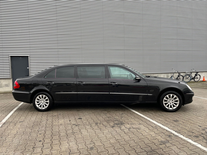 Mercedes-Benz E-Klasse / Limousine / 240 Avantgarde / 4-Matic / 8-pers / APK/TUV 09-2026 / - Sedan: bild 2 Mercedes-Benz E-Klasse / Limousine / 240 Avantgarde / 4-Matic / 8-pers / APK/TUV 09-2026 / - Sedan: bild 2