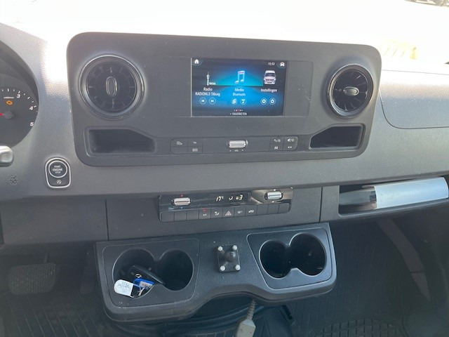 Små skåpbil Mercedes-Benz Sprinter 311 / 2.2 CDI / L3 H2 / Automatic / APK-TUV 02-26: bild 9
