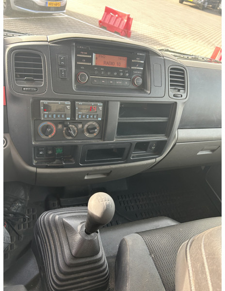 Nissan Cabstar NT400 / Duo Temp Frigo -30 gr / 146 dkm/ Blad - Blad / APK TUV 03-26 - Kylbil: bild 5 Nissan Cabstar NT400 / Duo Temp Frigo -30 gr / 146 dkm/ Blad - Blad / APK TUV 03-26 - Kylbil: bild 5