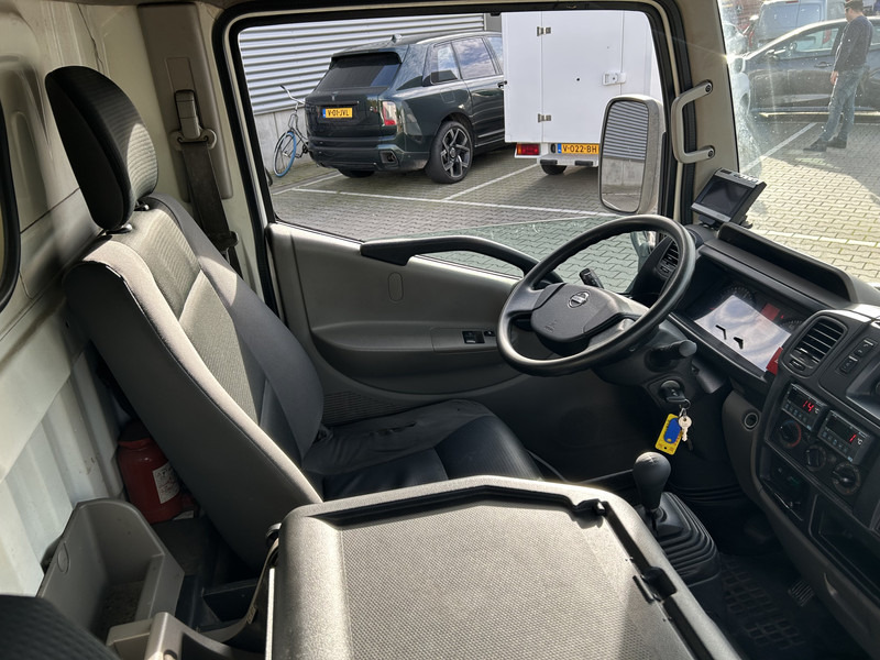 Nissan Cabstar NT400 / Duo Temp Frigo -30 gr / 146 dkm/ Blad - Blad / APK TUV 03-26 - Kylbil: bild 3 Nissan Cabstar NT400 / Duo Temp Frigo -30 gr / 146 dkm/ Blad - Blad / APK TUV 03-26 - Kylbil: bild 3