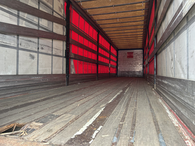 Renders ROC 12.27 / Curtainside / SAF Disk / APK TUV 01-26 - Kapelltrailer: bild 3 Renders ROC 12.27 / Curtainside / SAF Disk / APK TUV 01-26 - Kapelltrailer: bild 3