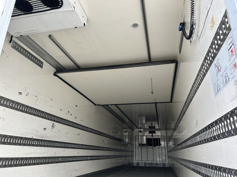 SYSTEM TRAILERS - VeDeCar / Thermo King Koeler -29 gr / Duo Temp / Laadklep 2500 kg / APK 07-26 - Kyl/ Frys semitrailer: bild 4 SYSTEM TRAILERS - VeDeCar / Thermo King Koeler -29 gr / Duo Temp / Laadklep 2500 kg / APK 07-26 - Kyl/ Frys semitrailer: bild 4