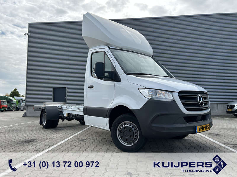 Mercedes-Benz Sprinter 515 1.9 CDI / Chassis Cabine / WB 433 cm / 324 dkm / APK TUV 03-26 - Transportbil: bild 1 Mercedes-Benz Sprinter 515 1.9 CDI / Chassis Cabine / WB 433 cm / 324 dkm / APK TUV 03-26 - Transportbil: bild 1