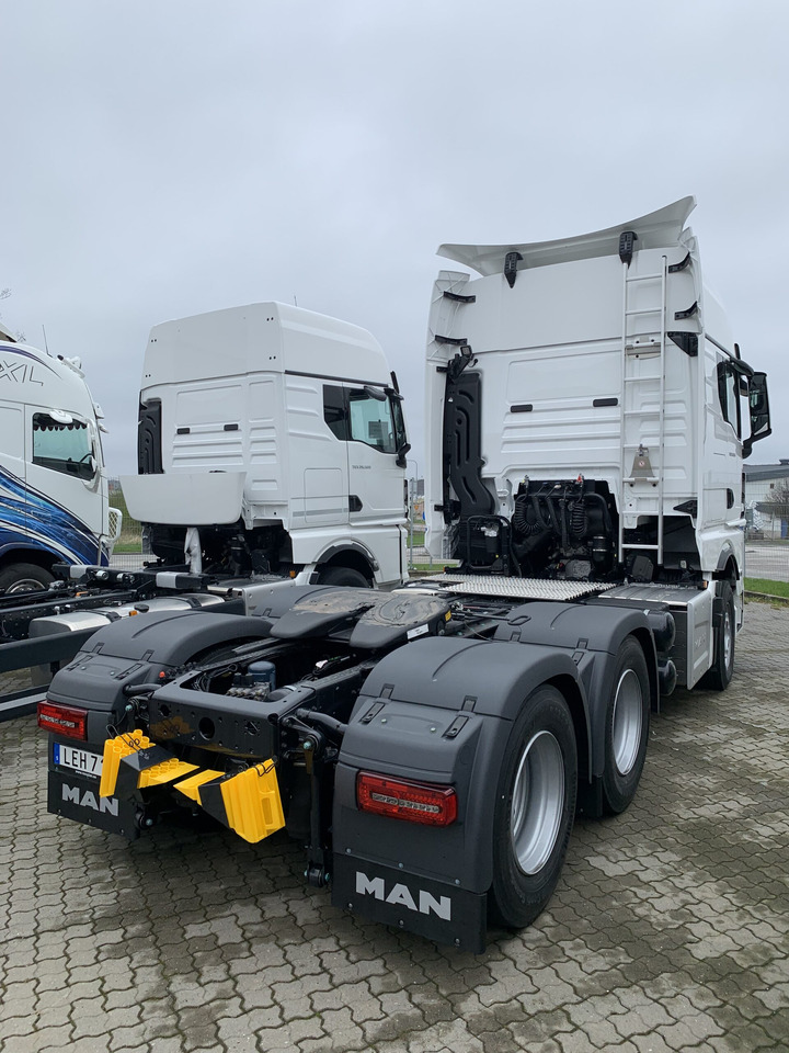 MAN TGX 28.520 6×2-2 Dragbil - Dragbil: bild 3 MAN TGX 28.520 6×2-2 Dragbil - Dragbil: bild 3