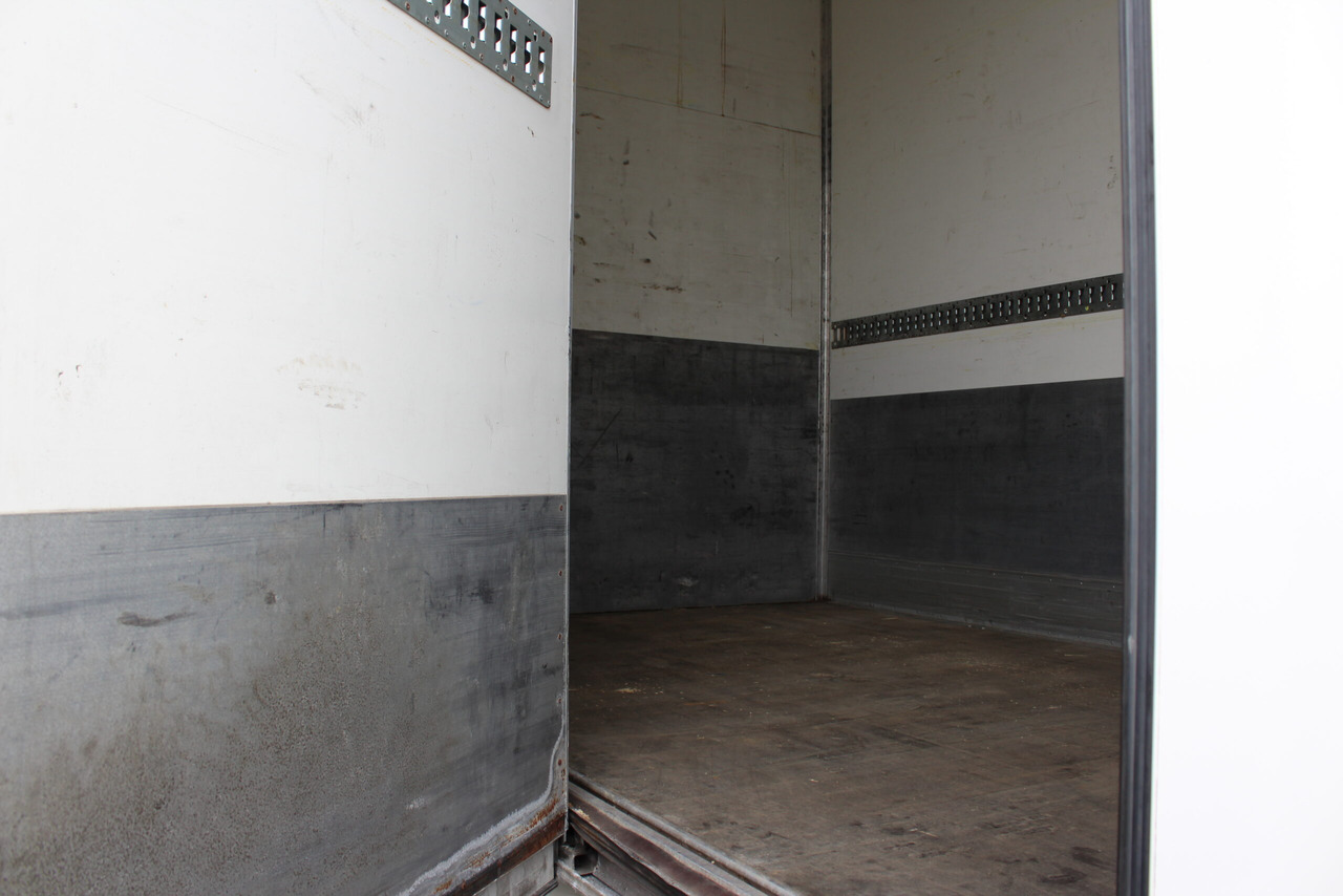 MAN TGX 26.480 6×2-4 Skåp/Fjärr - Lastbil med skåp: bild 4 MAN TGX 26.480 6×2-4 Skåp/Fjärr - Lastbil med skåp: bild 4