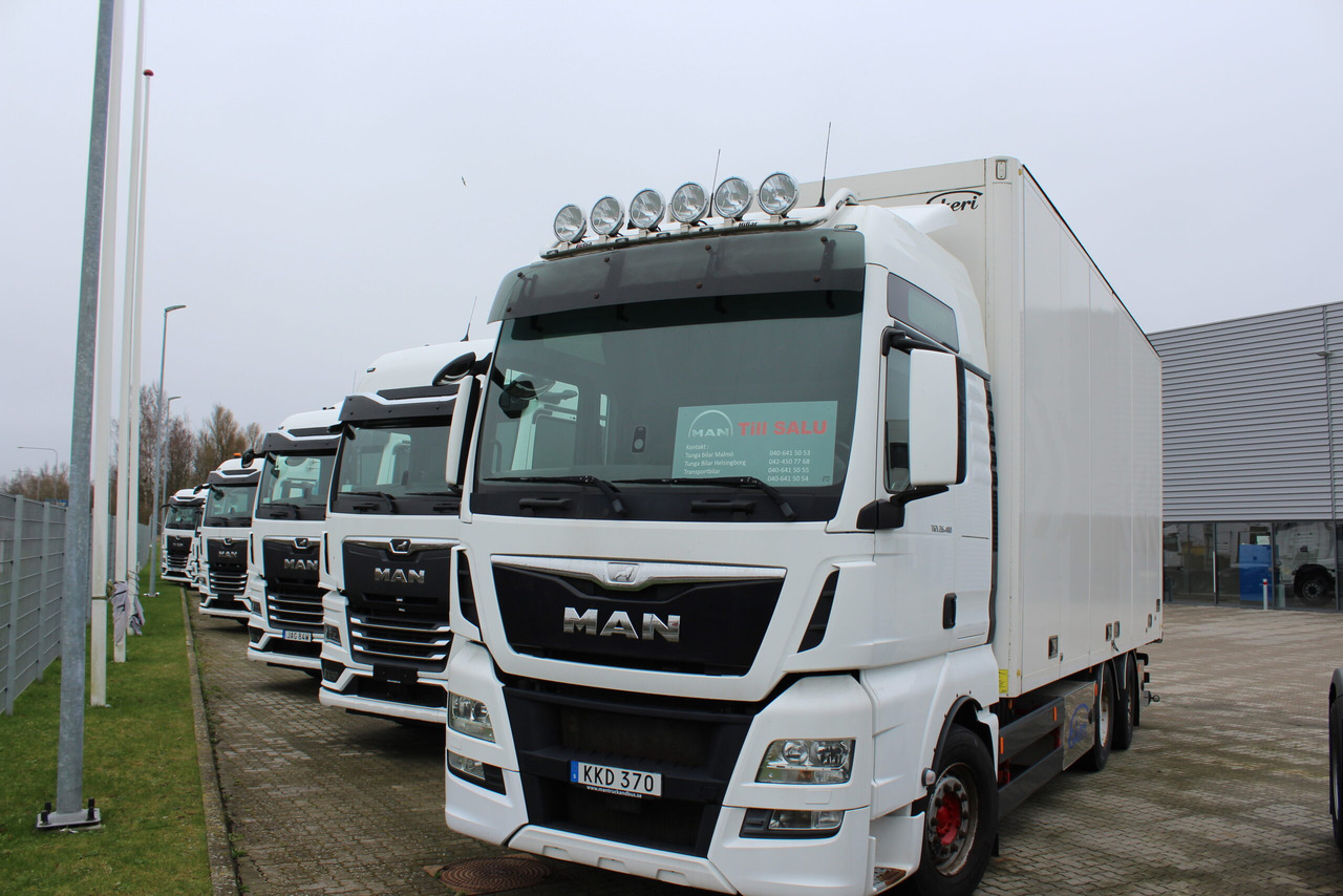 MAN TGX 26.480 6×2-4 Skåp/Fjärr - Lastbil med skåp: bild 1 MAN TGX 26.480 6×2-4 Skåp/Fjärr - Lastbil med skåp: bild 1