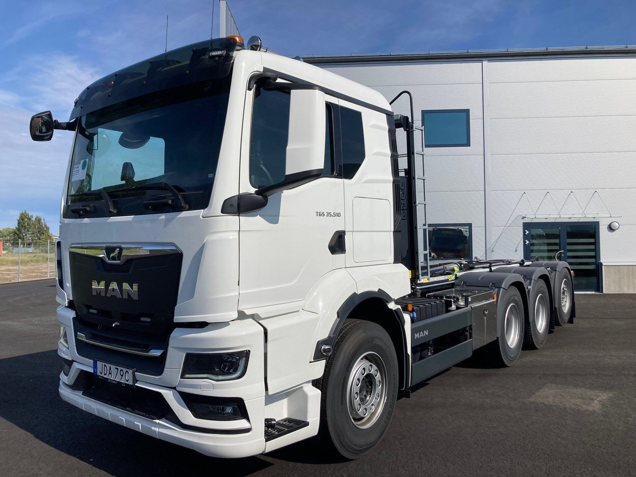 TGS 35.510 8×4-4 JOAB Lastväxlare - Lastväxlare lastbil: bild 1 TGS 35.510 8×4-4 JOAB Lastväxlare - Lastväxlare lastbil: bild 1