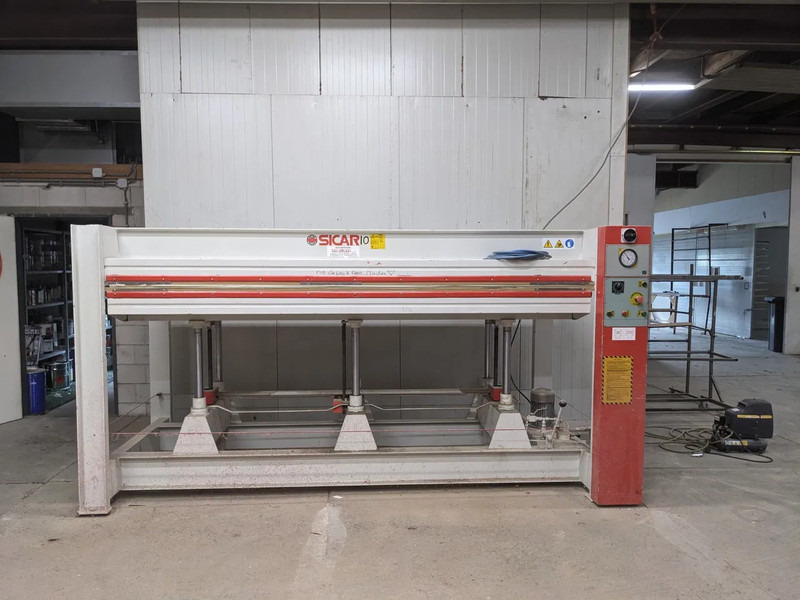 Sicario Sicario, Industriële pers - Träbearbetningsmaskin: bild 1 Sicario Sicario, Industriële pers - Träbearbetningsmaskin: bild 1