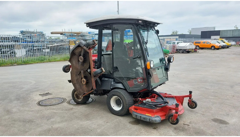 Toro Groundsmaster 4010-D - Skördemaskin: bild 2 Toro Groundsmaster 4010-D - Skördemaskin: bild 2