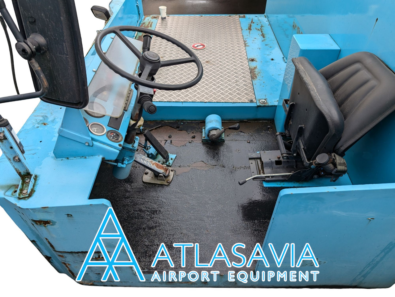 Schopf F 396 - Pushbacktraktor: bild 4 Schopf F 396 - Pushbacktraktor: bild 4