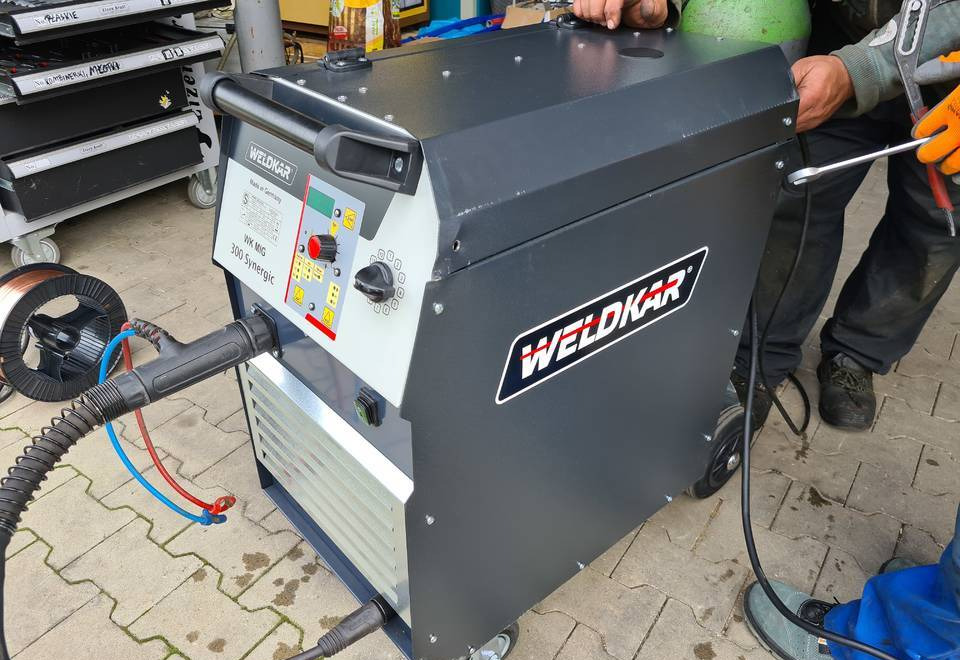 SPAWARKA MIG WELDKAR 300 Synergic 300A - Svetsutrustning: bild 2 SPAWARKA MIG WELDKAR 300 Synergic 300A - Svetsutrustning: bild 2