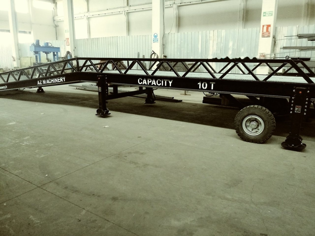 AZ RAMP STAR-10-XL mobile loading ramp - Lastramp: bild 4 AZ RAMP STAR-10-XL mobile loading ramp - Lastramp: bild 4