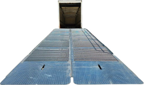 Large Mobile dock ramp, uncouplable AZ RAMP - KING VERSION, BIG FOOT L20 T-INOX - Lastramp: bild 1 Large Mobile dock ramp, uncouplable AZ RAMP - KING VERSION, BIG FOOT L20 T-INOX - Lastramp: bild 1