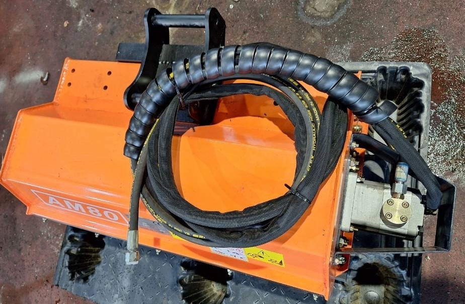 AM80 Piennarmurskain - Armklippare: bild 4 AM80 Piennarmurskain - Armklippare: bild 4