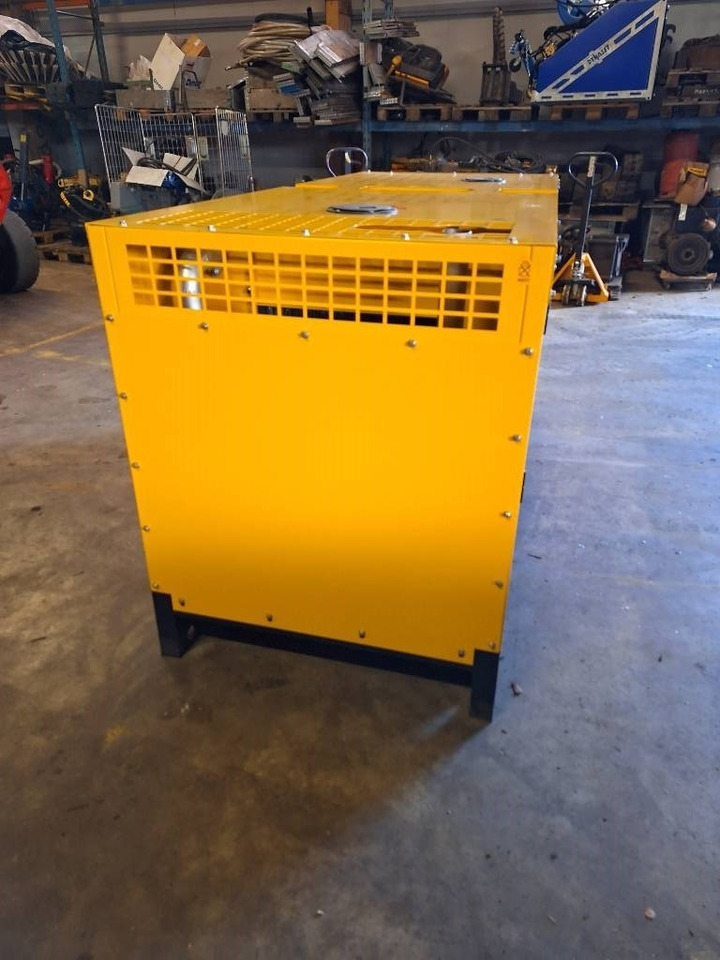 Ricardo APW75 - Elgenerator: bild 2 Ricardo APW75 - Elgenerator: bild 2