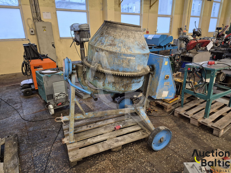 Agro-Wikt BWA 200 - Betongblandare: bild 2 Agro-Wikt BWA 200 - Betongblandare: bild 2