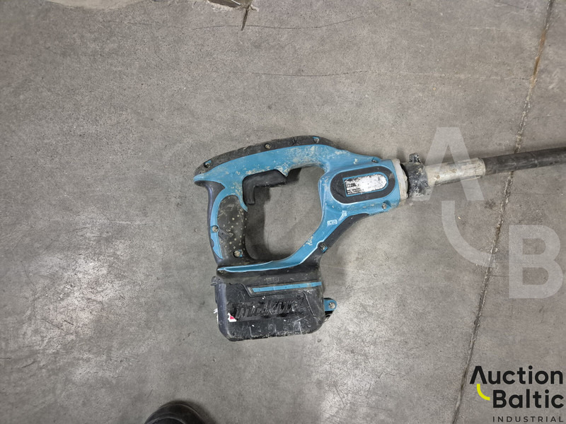 Makita DVR850 - Byggmaskiner: bild 2 Makita DVR850 - Byggmaskiner: bild 2