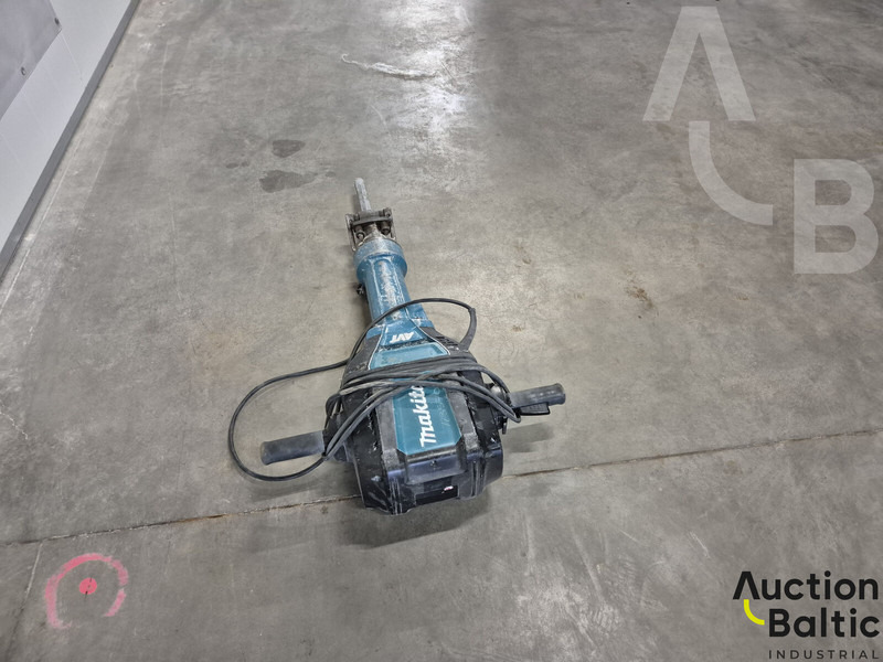 Makita HM1812 - Byggmaskiner: bild 4 Makita HM1812 - Byggmaskiner: bild 4